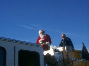 Santa and firemen 00008